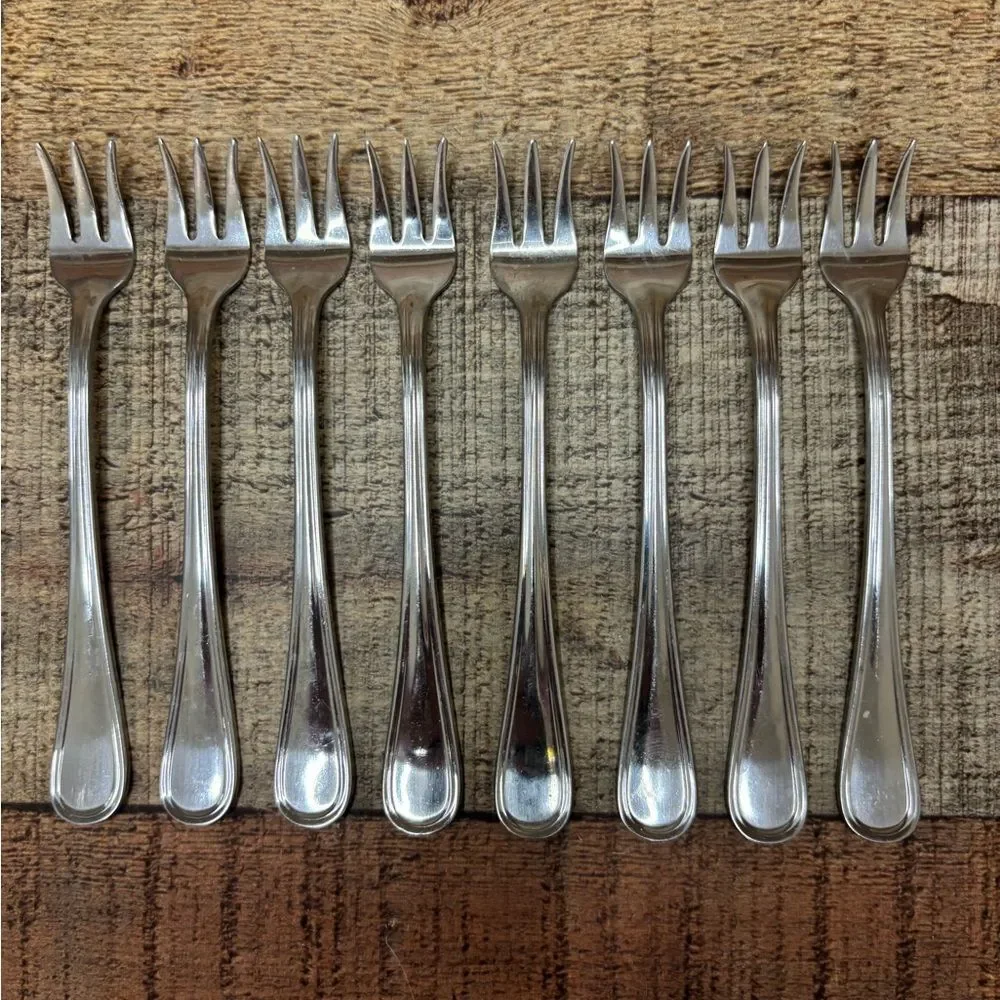 Reed & Barton RDS 4 Outlined Cocktail Seafood Fork 5 5/8